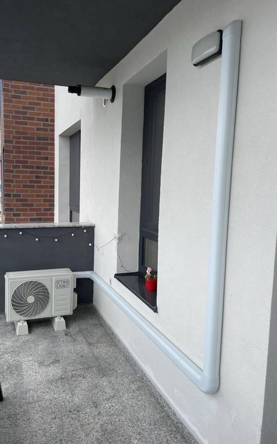 Balcon · traseu Eco Line pe perete, unitate Star-Light